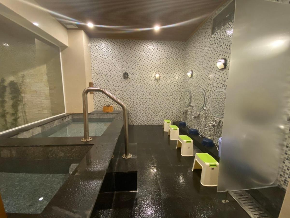 Pham Van Sakura Hotel Thuan An Zewnętrze zdjęcie