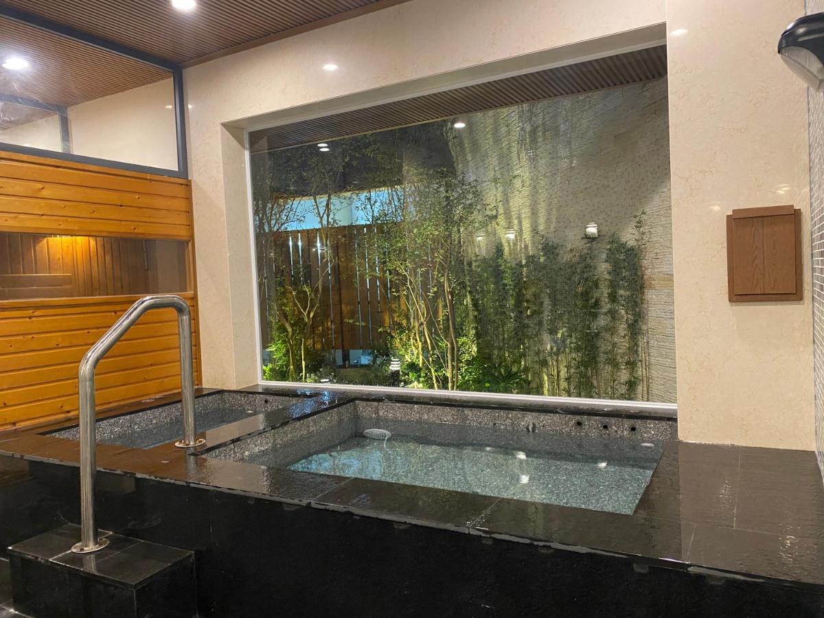 Pham Van Sakura Hotel Thuan An Zewnętrze zdjęcie