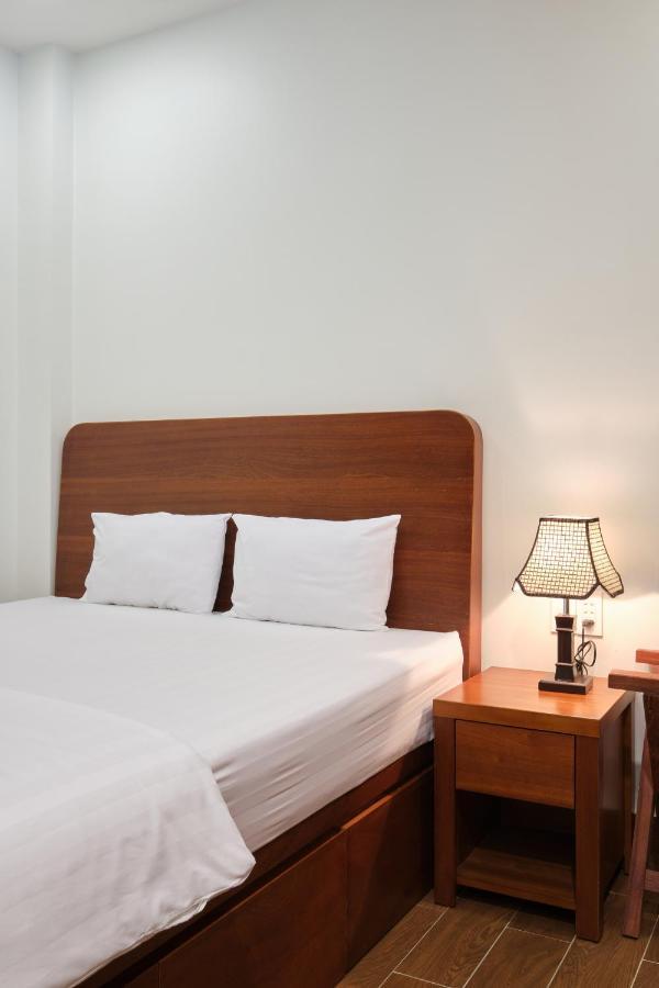Pham Van Sakura Hotel Thuan An Zewnętrze zdjęcie